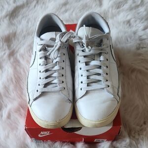 Nike Women’s White Low-Top Leather Sneakers